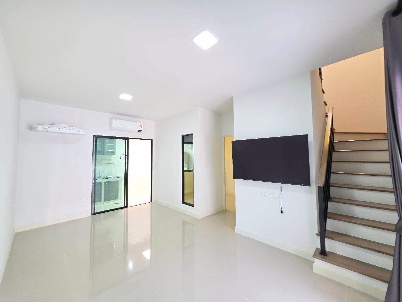 🏡 ทาวน์โฮมรีโนเวทใหม่ "สิริเพลส บางใหญ่" 4 นอน พร้อมอยู่ | ราคา 2.49 ล้านบาท 3