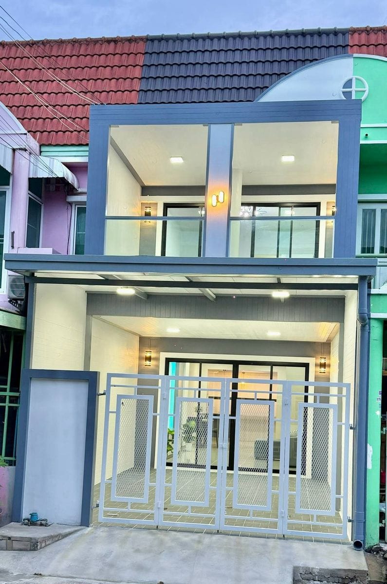 🏡 ทาวน์เฮ้าส์รีโนเวทใหม่ สวยพร้อมอยู่ "บางใหญ่ซิตี้" | ราคา 2.09 ล้านบาท 3