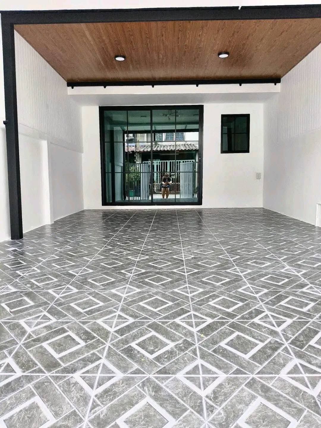 🏡 ทาวน์เฮ้าส์รีโนเวทใหม่ "หมู่บ้านมิตรประชา" ใกล้เซ็นทรัลเวสเกต และรถไฟฟ้า | ราคา 2.19 ล้านบาท 2