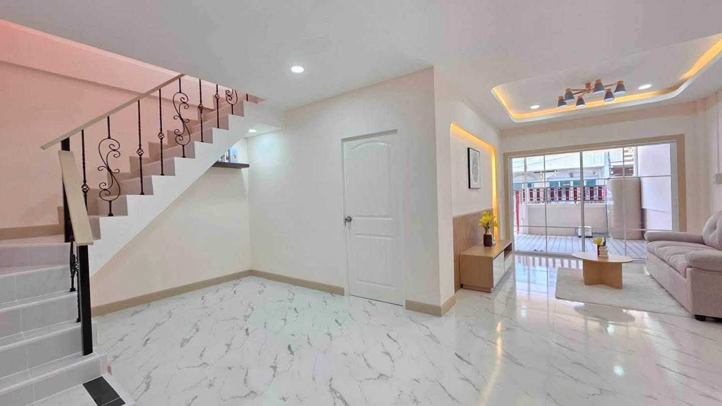 🏡 ทาวน์เฮ้าส์รีโนเวทใหม่ 4 นอน "หมู่บ้านศรีประจักษ์ 5" | ราคา 2.09 ล้านบาท 5