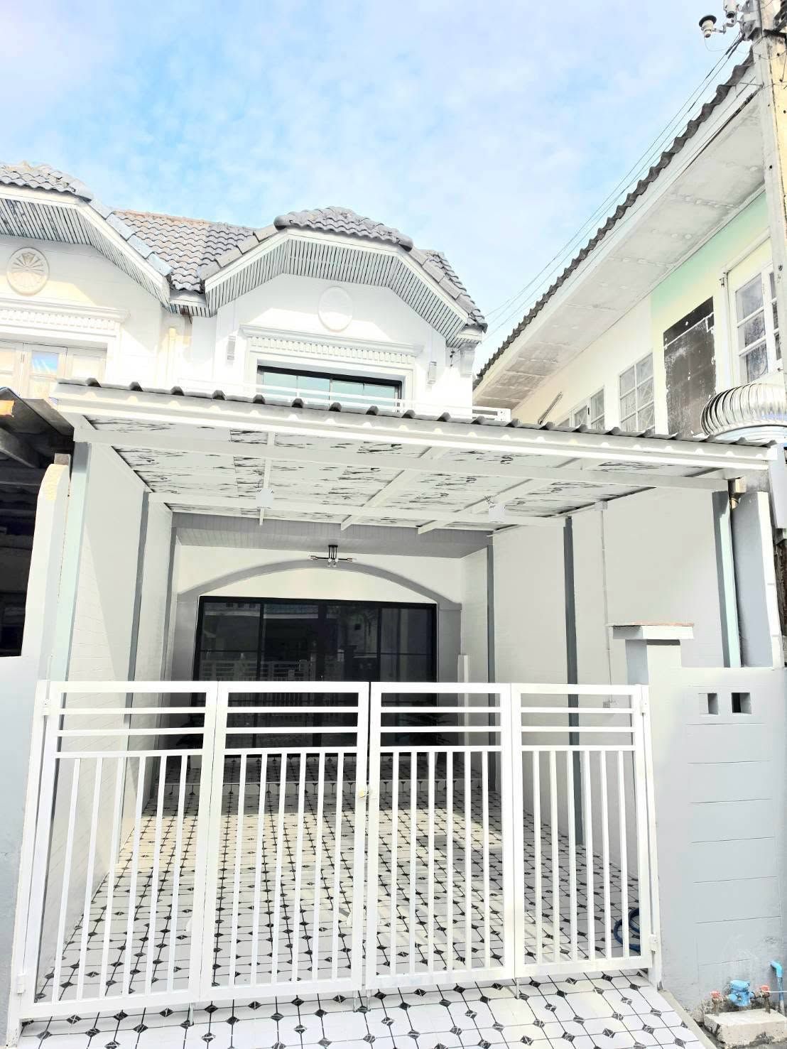 🏠 ทาวน์เฮ้าส์รีโนเวทใหม่ "มนวดีกรีนพาร์ค" ใกล้เซ็นทรัลเวสท์เกต | ราคา 1.59 ล้านบาท