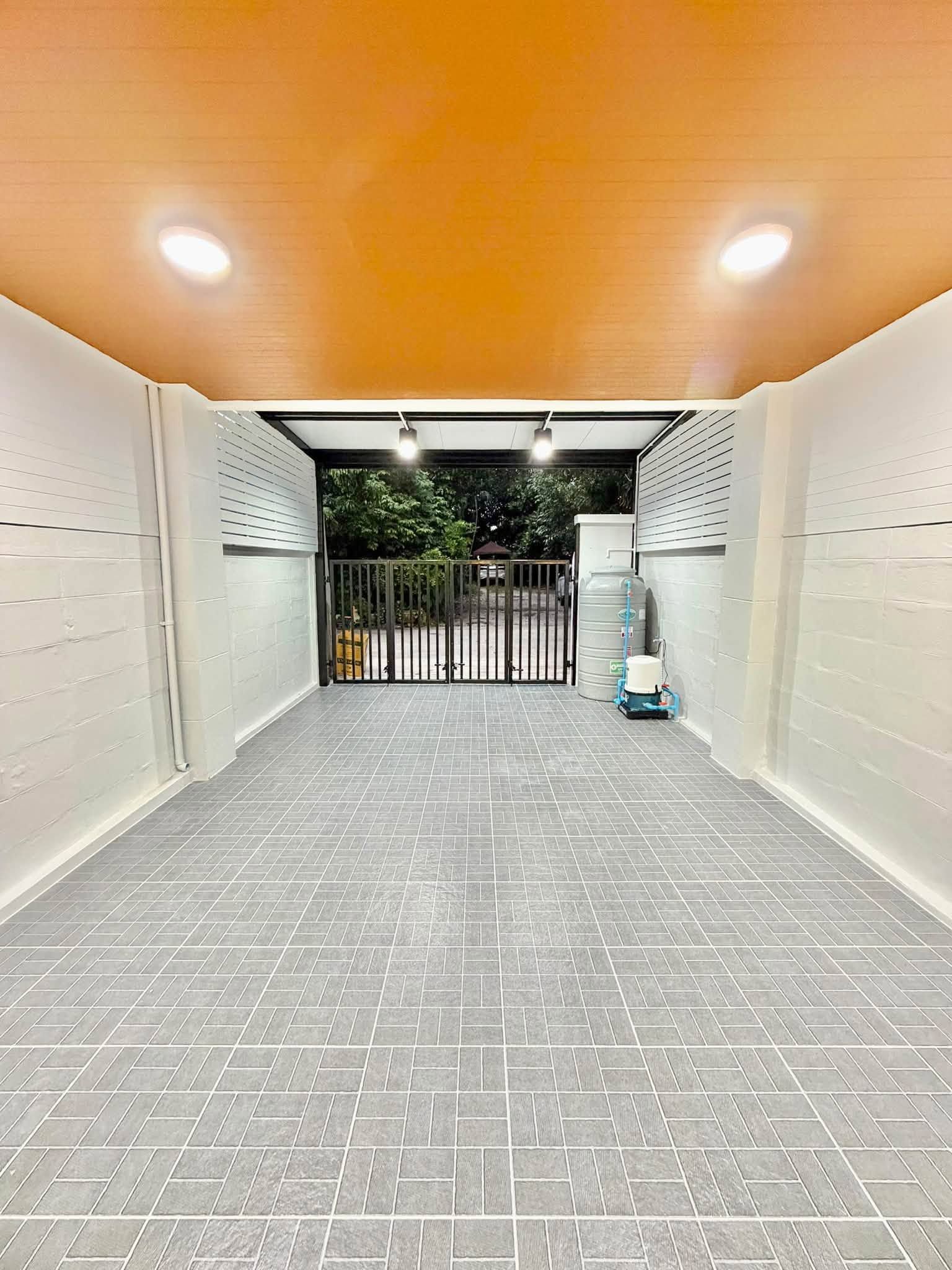 🏡 ทาวน์เฮ้าส์ รีโนเวทใหม่ ซอยเรวดี 57 ใจกลางนนทบุรี วิวโล่งไม่ชนใคร | ราคา 2.49 ล้านบาท