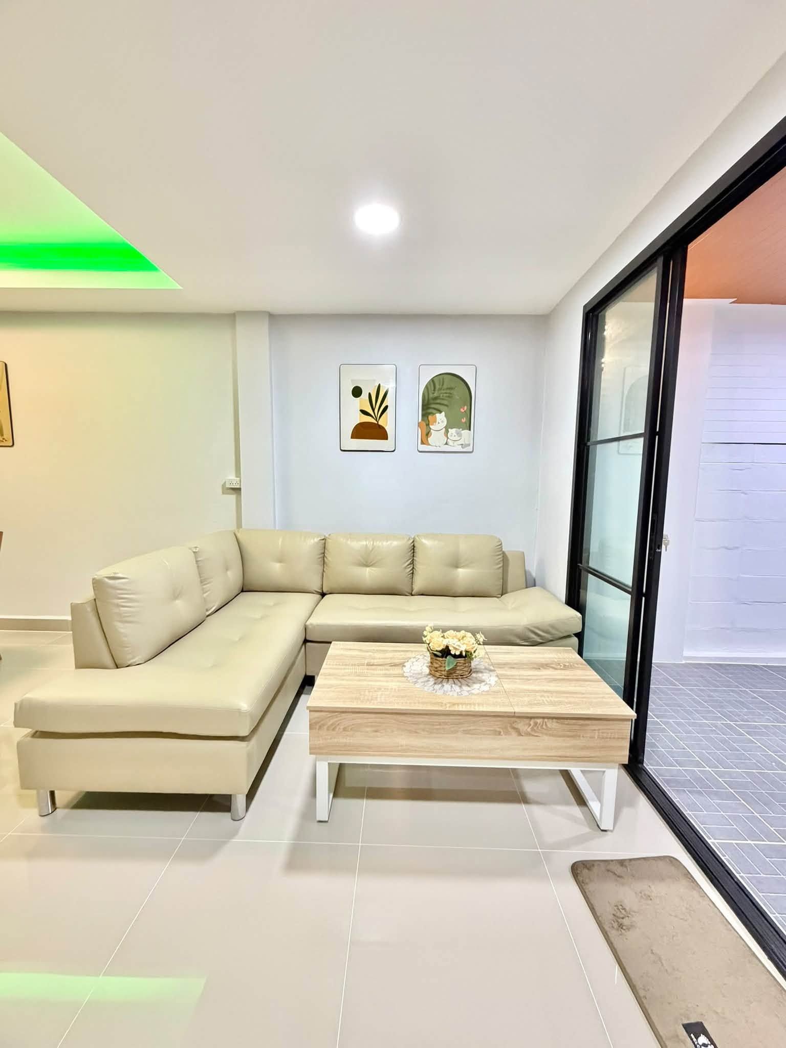 🏡 ทาวน์เฮ้าส์ รีโนเวทใหม่ ซอยเรวดี 57 ใจกลางนนทบุรี วิวโล่งไม่ชนใคร | ราคา 2.49 ล้านบาท 5