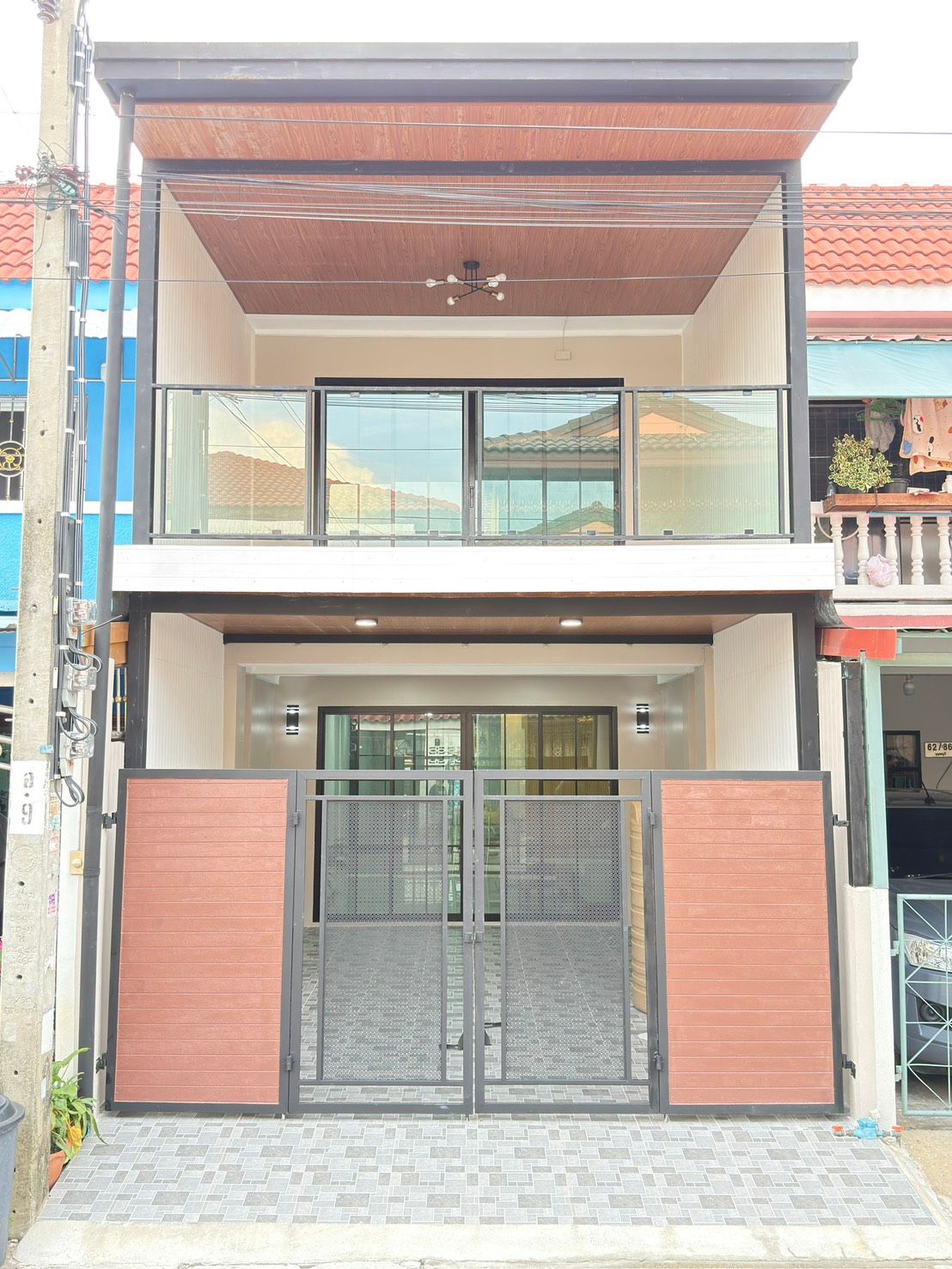 🏡 ทาวน์เฮ้าส์ รีโนเวทใหม่ "หมู่บ้านพระปิ่น 3" บางใหญ่ ใกล้ Central Westgate | ราคา 2.09 ล้าน