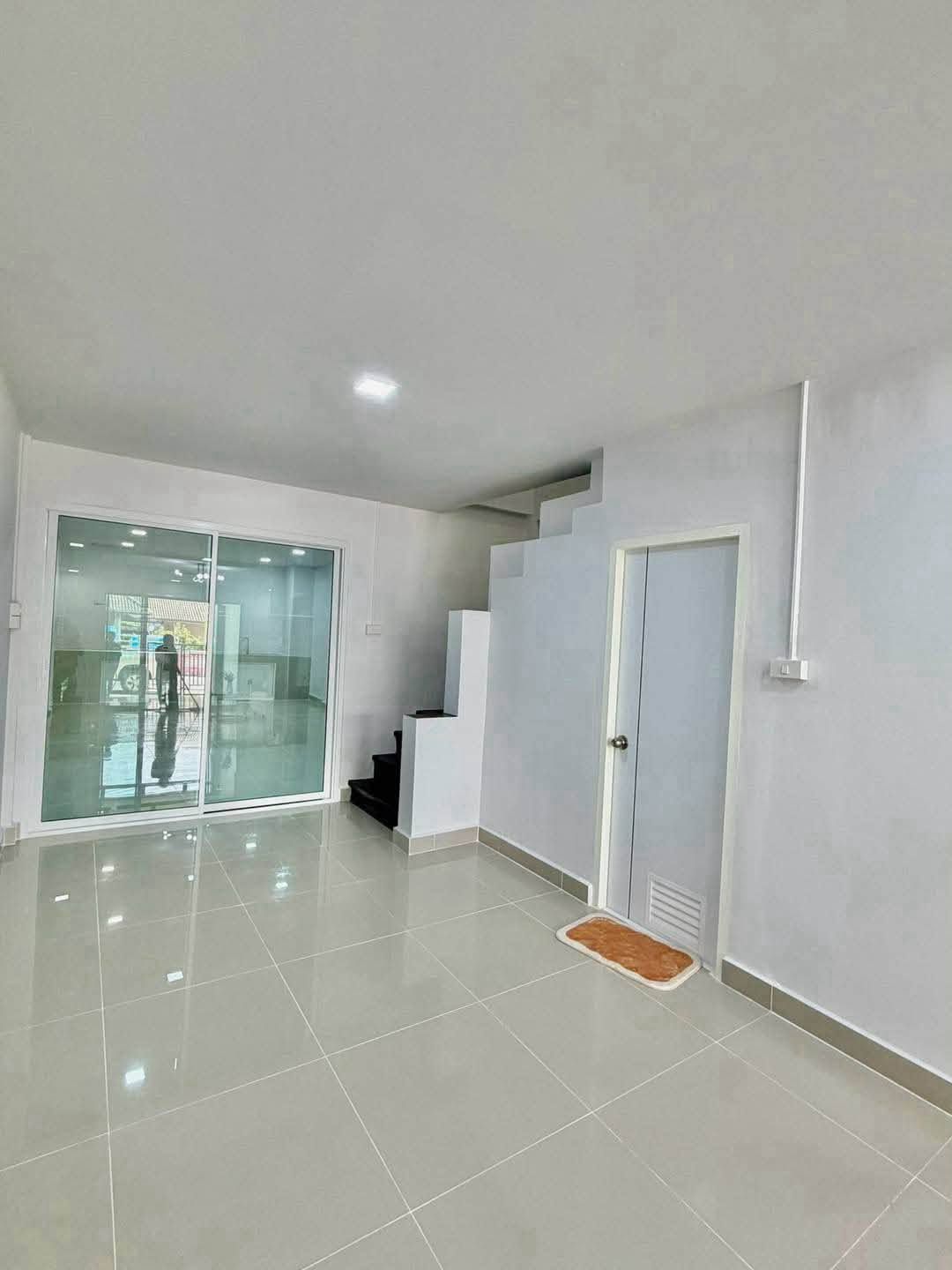 🏡 ทาวน์เฮ้าส์ทำเลค้าขาย รีโนเวทใหม่ "ร่มเงาไม้" ซอยวัดลาดปลาดุก | ราคา 1.69 ล้านบาท 5