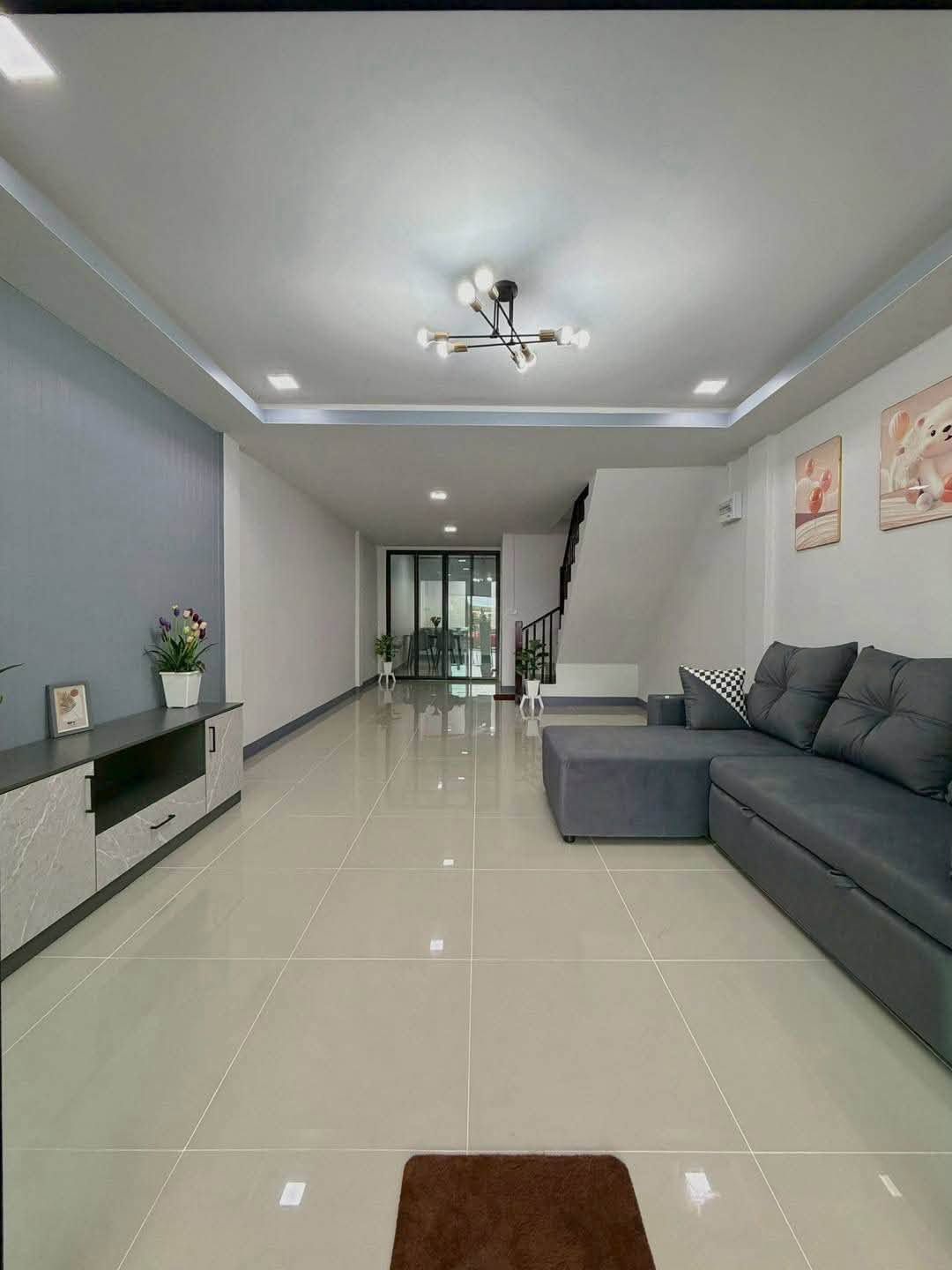 🏡 ทาวน์เฮ้าส์ รีโนเวทใหม่ ถนนเมน "ปิยวรารมย์ เฟส 1 " ไทรน้อย เดินทางสะดวก | ราคา 1.79 ล้านบาท 5