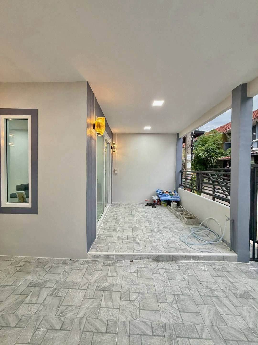 🏠 ทาวน์เฮ้าส์ รีโนเวทใหม่ "บัวทอง 4" ใกล้ต้นสายรถตู้ เดินทางสะดวก | ราคา 1.89 ล้านบาท 4