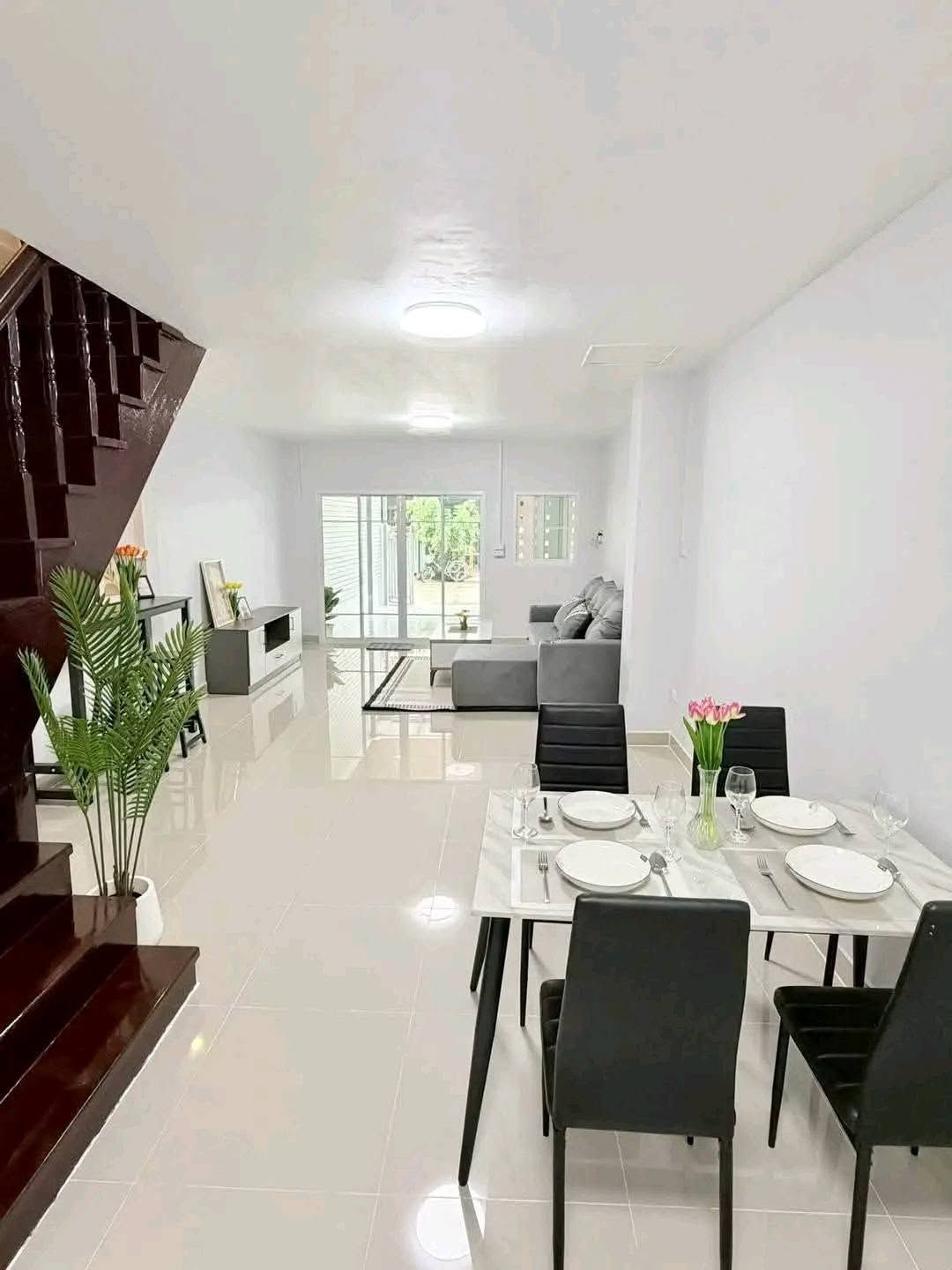 🏡 ทาวน์เฮ้าส์ รีโนเวทใหม่ "นันทนาการ์เด้น 2" ท่าอิฐ  | ราคา2.39 ล้านบาท 3