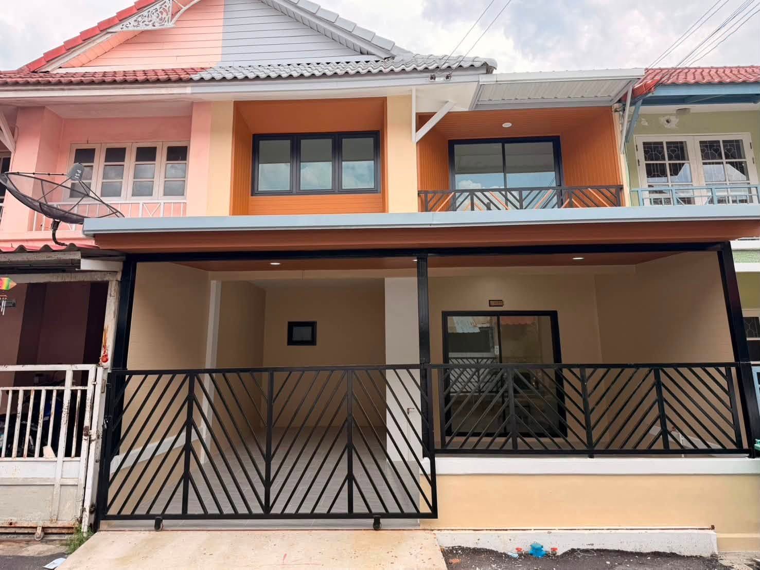🏡 ทาวน์เฮ้าส์ รีโนเวทสวย "หมู่บ้านพฤกษา 3" ทำเลดี การเดินทางสะดวก | ราคา 1.85 ล้านบาท 2