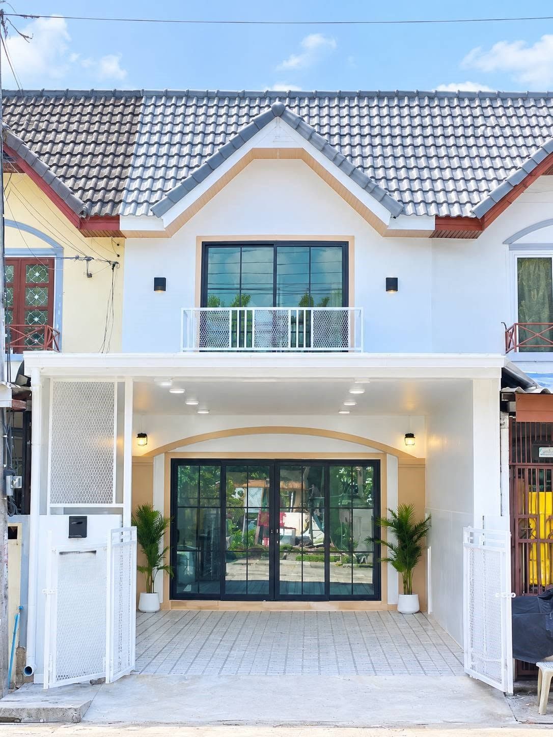🏡 ทาวน์เฮ้าส์ รีโนเวทใหม่ พร้อมเฟอร์นิเจอร์ "มบ.มนวดี" | ราคา1.59 ล้านบาท 2