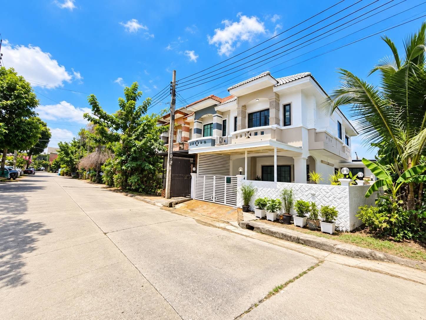 🏡 บ้านแฝด ห้องมุม 4 นอน "หมู่บ้านนิวเวิลด์วิลล์" ทำเลดี พร้อมอยู่ ของแถมจัดเต็ม | ราคา 2.69 ล้านบาท 4