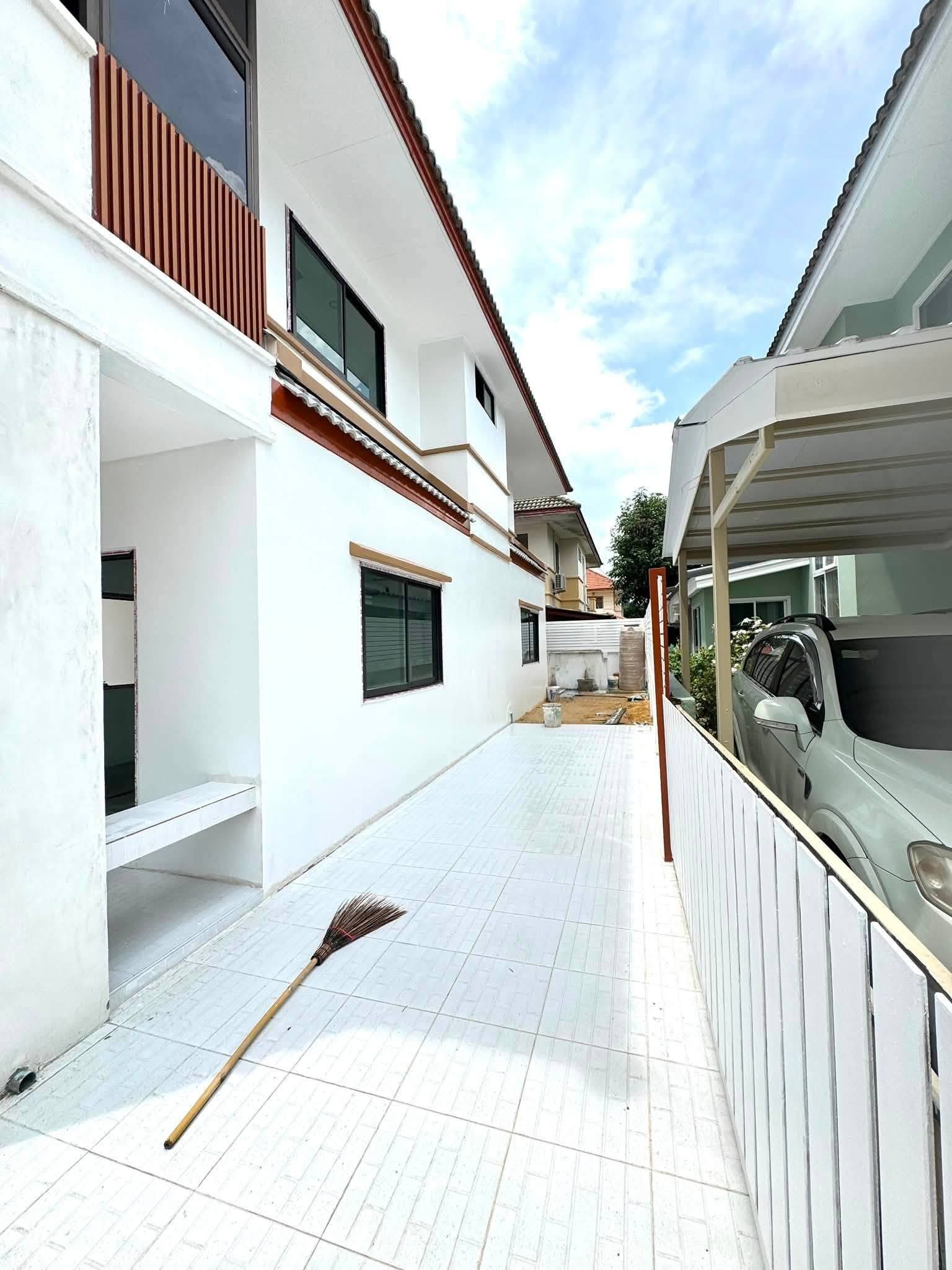 บ้านเดี่ยวรีโนเวทใหม่ ดิเอมเมอรัล การ์เด้น 1 ถนนชัยพฤกษ์ เพียง 4.09 ล้าน 3
