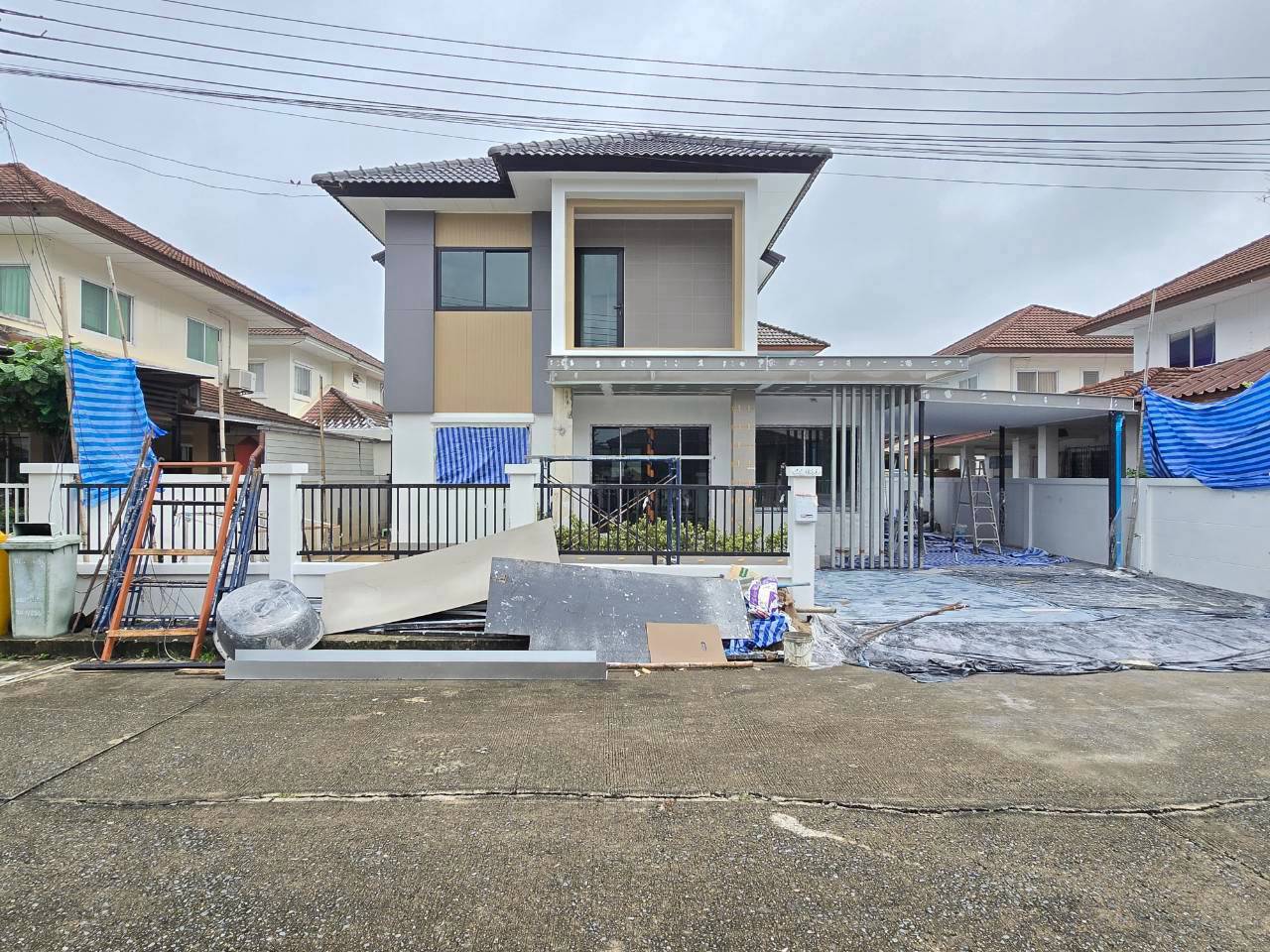 บ้านเดี่ยวประดับดาว 5-6 ท่าอิฐ นนทบุรี 4 ห้องนอน ใกล้ MRT เพียง 5.79 ล้าน