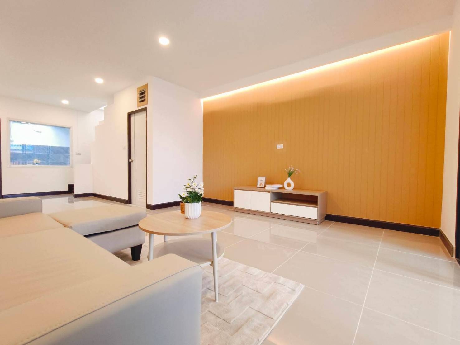 🏡 ทาวน์เฮ้าส์ รีโนเวทใหม่ ถนนเมน "หมู่บ้านมนวดีexclusive" ซอยบ้านกล้วย | ราคา 1.85 ล้านบาท 5