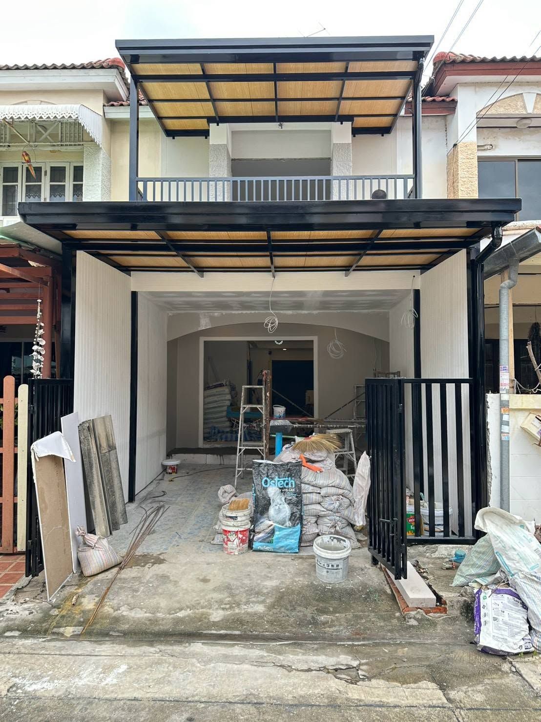 🏠ทาวน์เฮ้าส์รีโนเวทใหม่ "หมู่บ้านนันทิชา 4" บางบัวทอง | ราคา 1.49 ล้านบาท