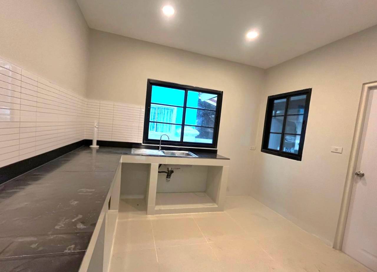 🏡 บ้านเดี่ยว รีโนเวทใหม่ "ภัสสร 7 รัตนาธิเบศร์ " ทำเลดี ใกล้ MRT บางพลู 400 ม.  | ราคา 6.99 ล้านบาท 3