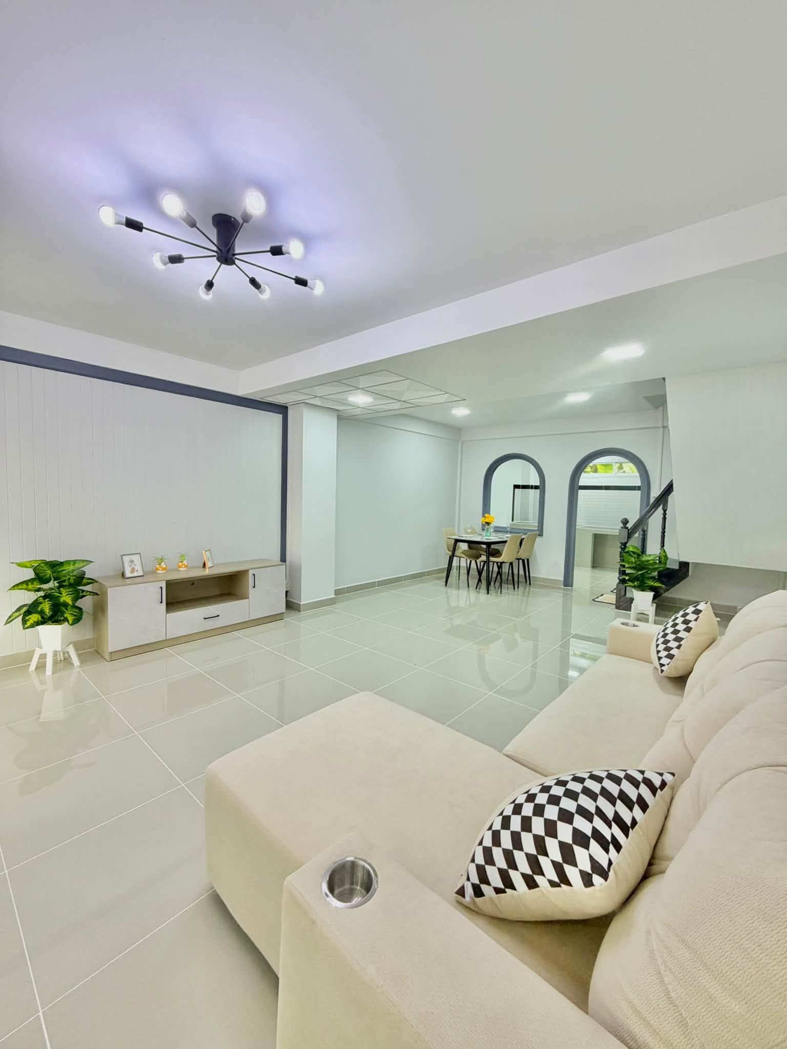 🏠 ทาวน์เฮ้าส์ทำเลทอง รีโนเวทใหม่ ใกล้ท่าน้ำนนท์ "สวนทองวิลเลจ" พร้อมเฟอร์ฯ | ราคา 1.69 ล้านบาท 5