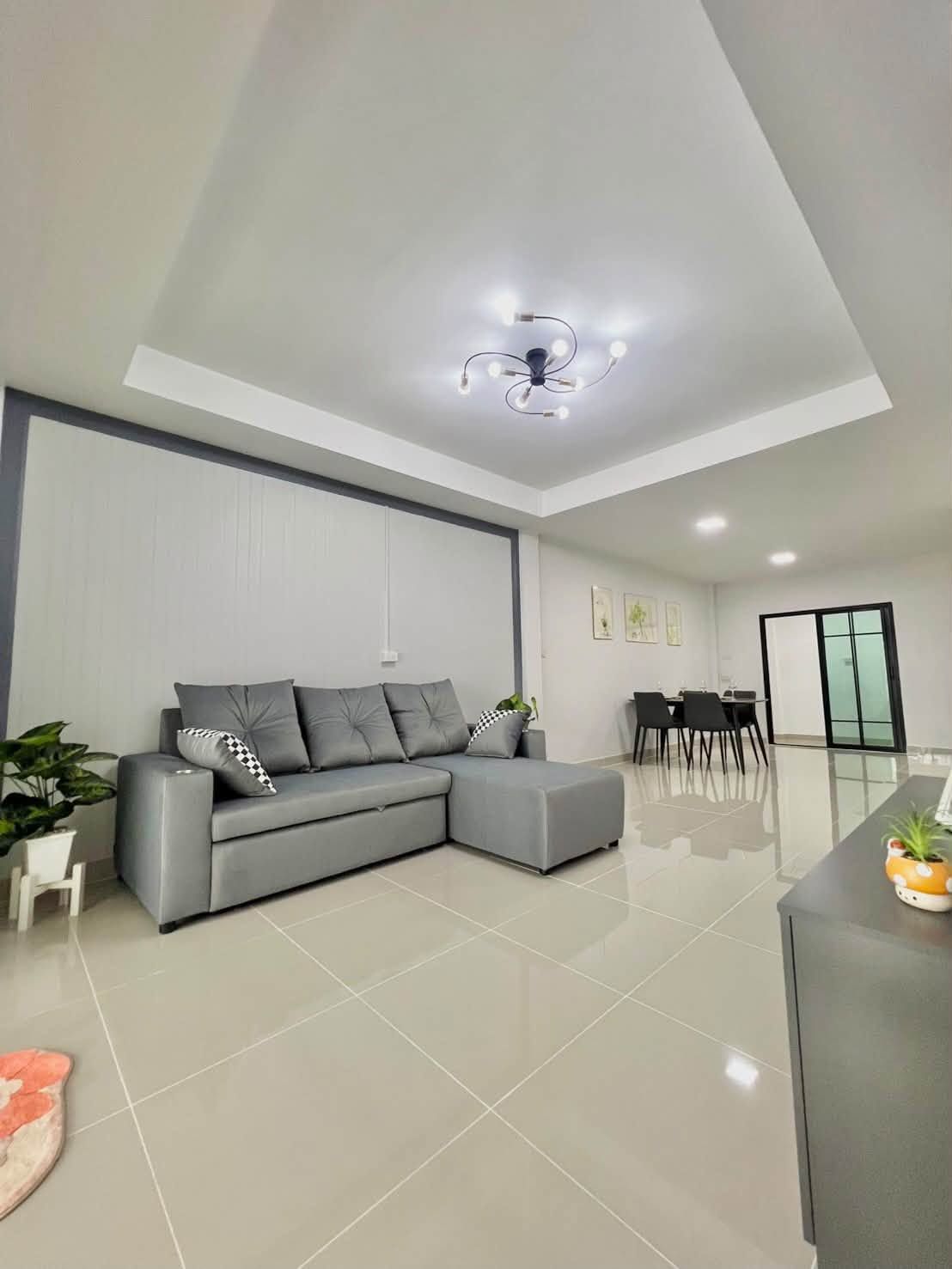 🏠 ทาวน์เฮ้าส์ รีโนเวทใหม่ ทำเลดี "บัวทอง 4" ใกล้สถานีรถไฟฟ้าสายสีม่วง | ราคา 1.69 ล้านบาท 5