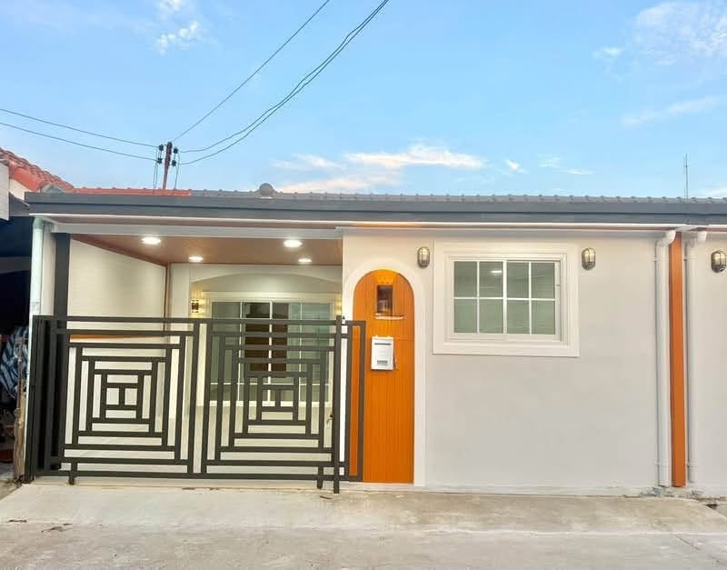 🏡 ทาวน์เฮ้าส์ รีโนเวทใหม่ "ตะวันงาม" ซอยกันตนา-บางใหญ่ | ราคา 1.39 ล้านบาท