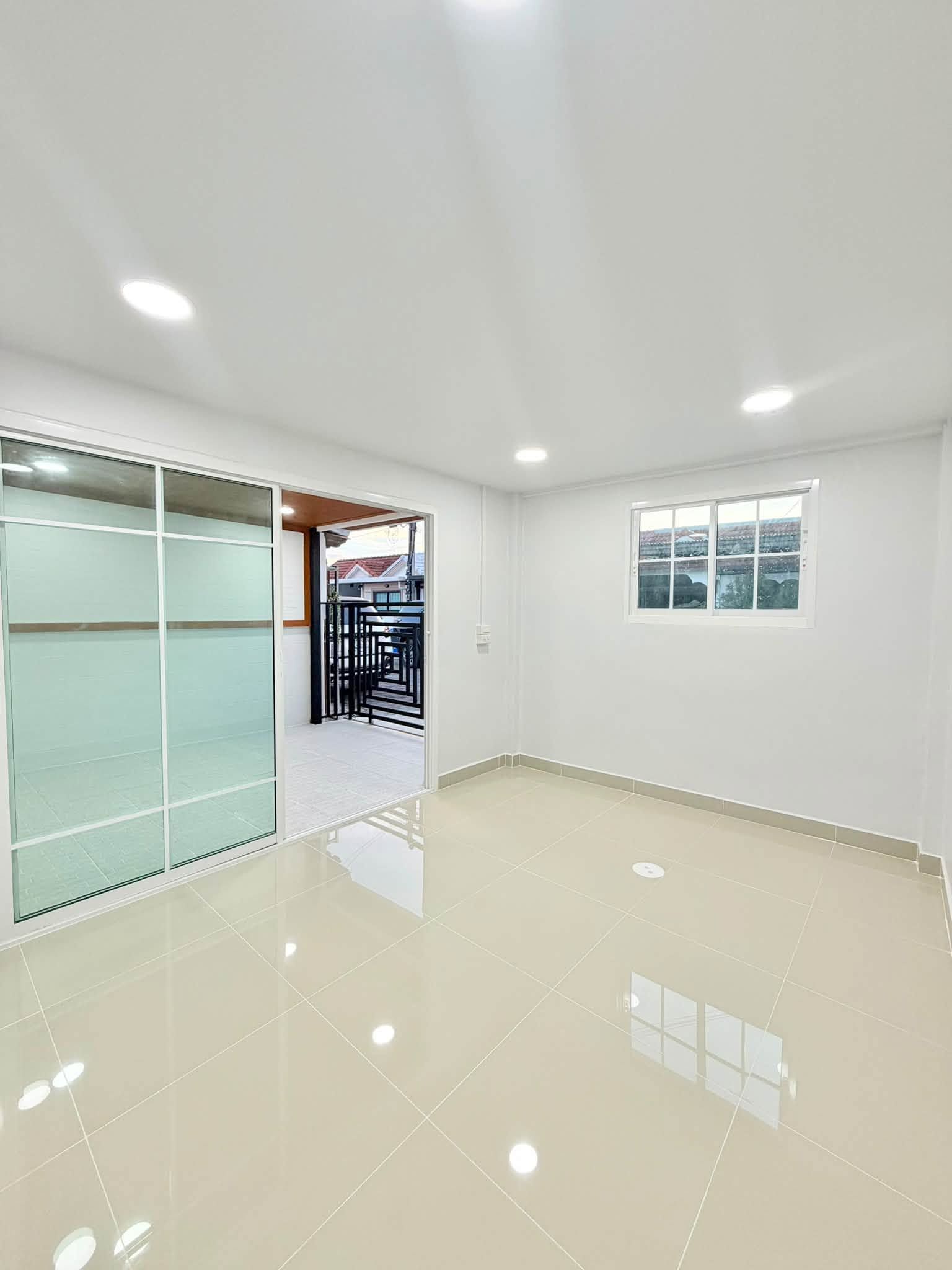 🏡 ทาวน์เฮ้าส์ รีโนเวทสวย "ตะวันงาม" ซอยกันตนา บางใหญ่ | ราคา 1.39 ล้านบาท 4