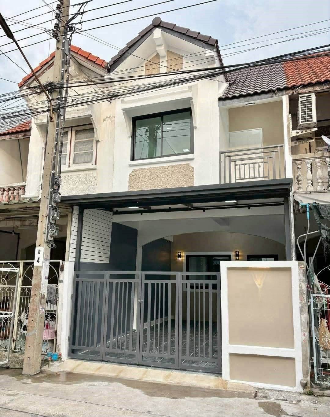 🏡 ทาวน์เฮ้าส์ รีโนเวทใหม่ ทำเลดี "บัวทองธานี" พร้อมอยู่ | ราคา 1.79 ล้านบาท