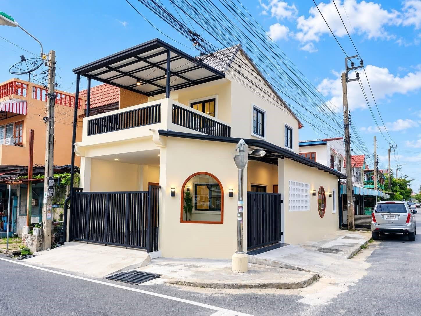 🏡 ทาวน์เฮ้าส์ หลังมุม รีโนเวทใหม่ ติดถนนเมน "บัวทอง 2" ใกล้ MRT คลองบางไผ่ | ราคา 3.09 ล้าน 2