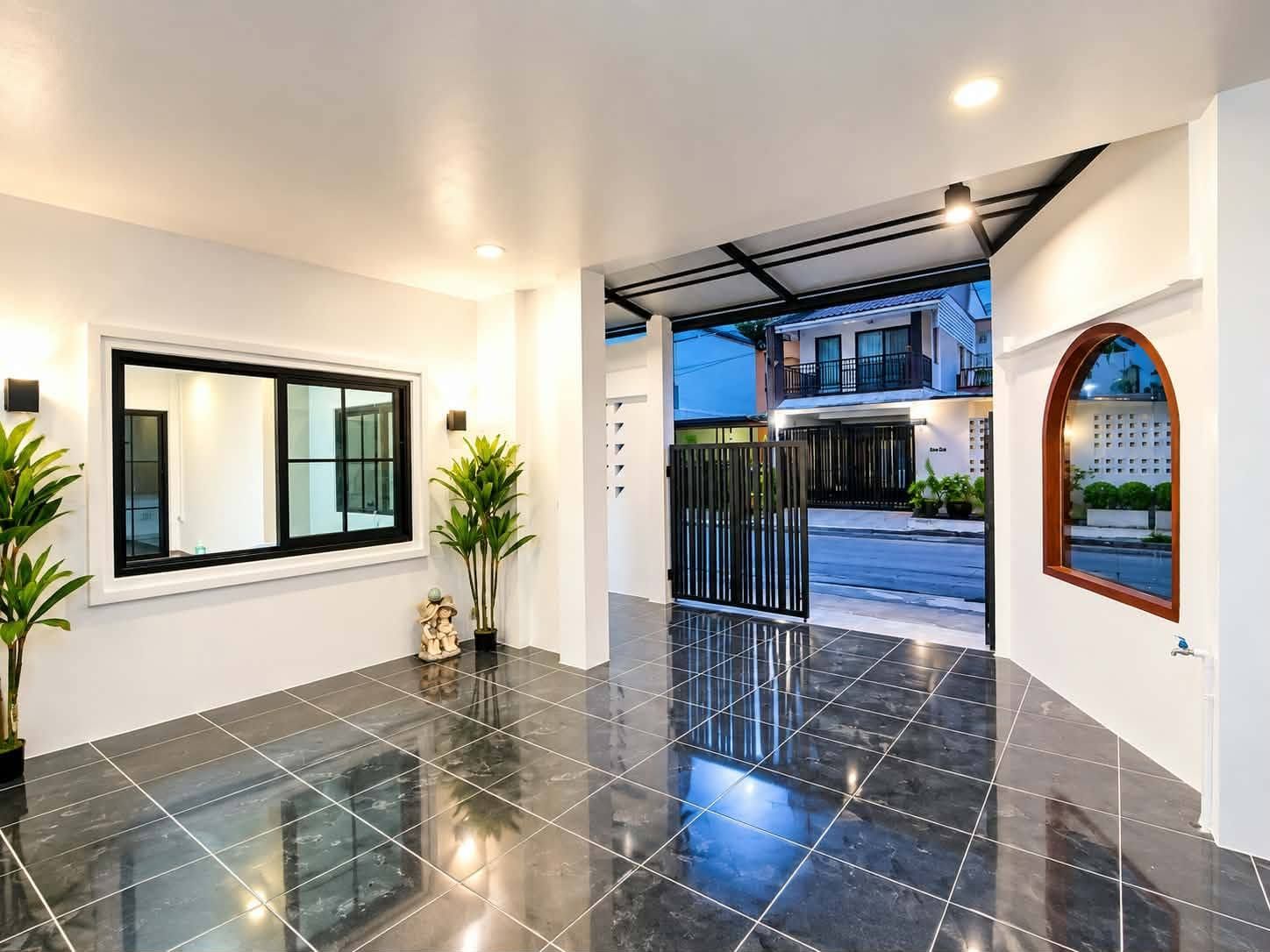 🏡 ทาวน์เฮ้าส์ หลังมุม รีโนเวทใหม่ ติดถนนเมน "บัวทอง 2" ใกล้ MRT คลองบางไผ่ | ราคา 3.09 ล้าน 4