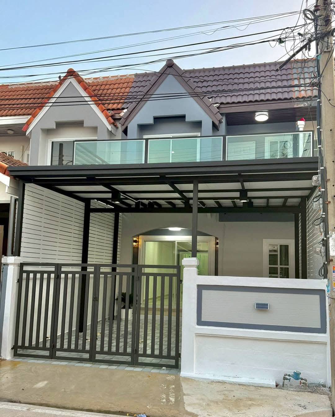 🏡 ทาวน์เฮ้าส์ รีโนเวทใหม่ ใกล้รถไฟฟ้า "บัวทอง 2" | ราคา 2.39 ล้านบาท 2