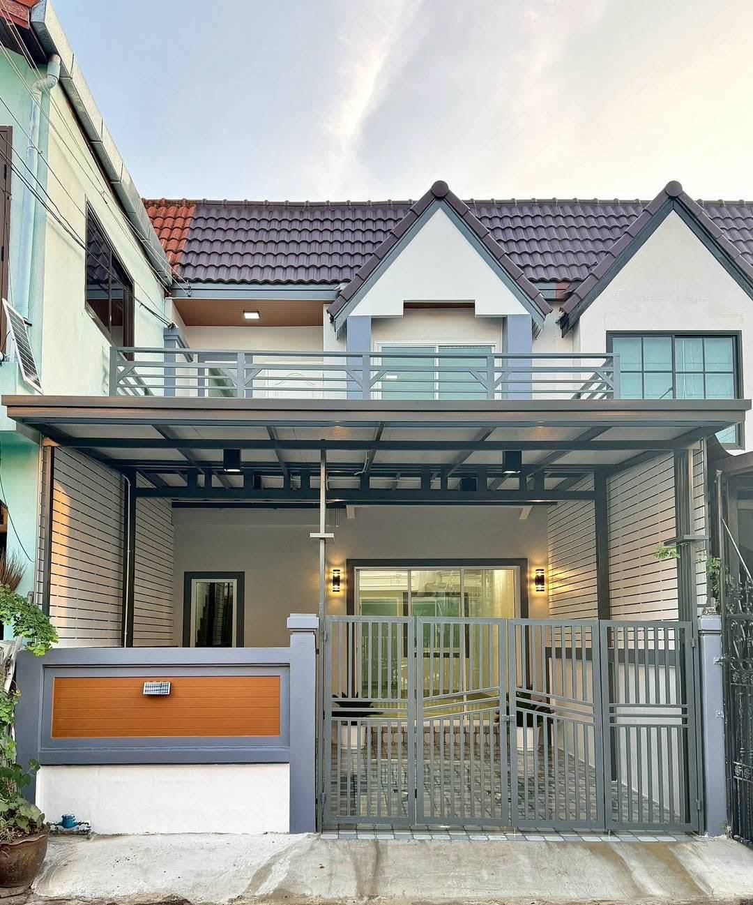 🏡 ทาวน์เฮ้าส์ รีโนเวทใหม่ ใกล้เซ็นทรัลเวสต์เกต "บัวทอง 2" ใกล้รถไฟฟ้า | ราคา 2.39 ล้านบาท