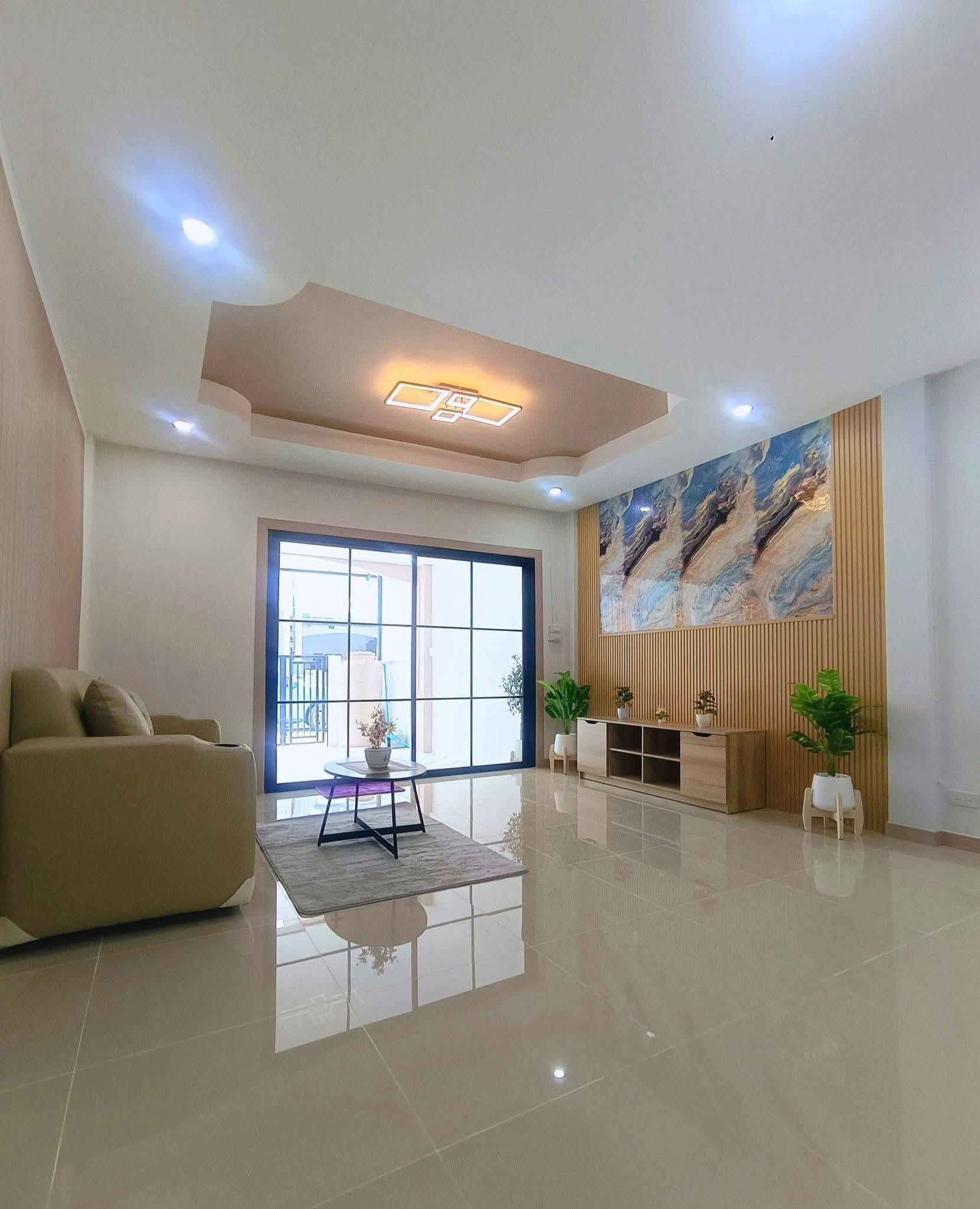 🏡 ทาวน์เฮ้าส์ รีโนเวทใหม่ ทำเลไทรน้อย "นันทิชา 4" ใกล้การไฟฟ้า | ราคา 1.49 ล้านบาท 5
