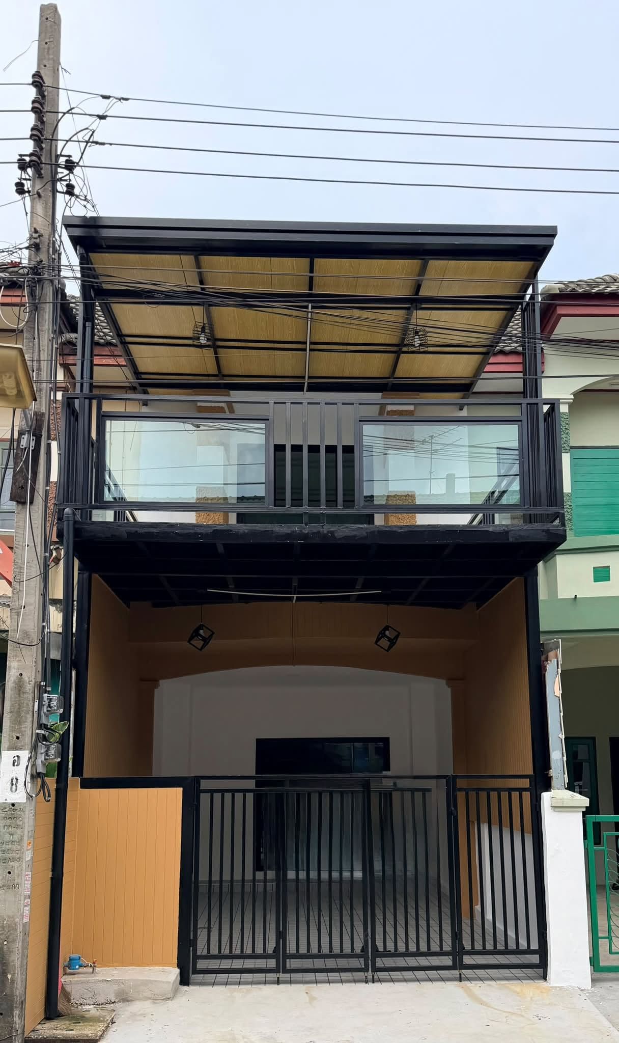 🏡 ทาวน์เฮ้าส์ รีโนเวทใหม่ "นิวเวิลด์วิลล์" บางบัวทอง-สุพรรณบุรี เส้น 340 | ราคา 1.69 ล้านบาท