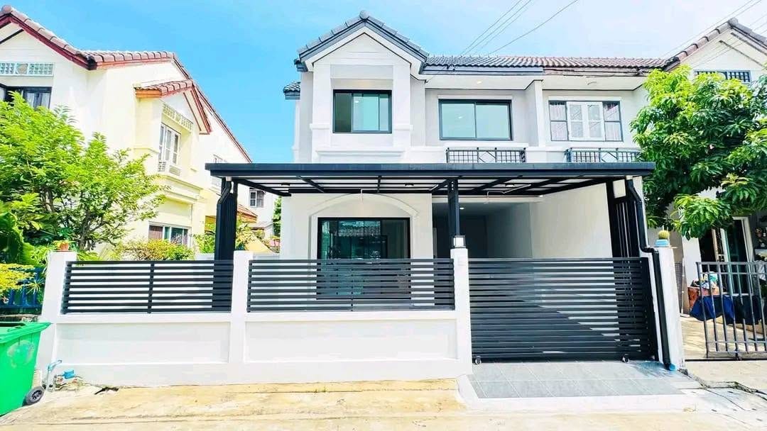 🏡 ทาวน์เฮ้าส์ หลังริม รีโนเวทใหม่ "อักษรา" บางบัวทอง ใกล้ MRT แยกบางพลู | ราคา 2.89 ล้านบาท