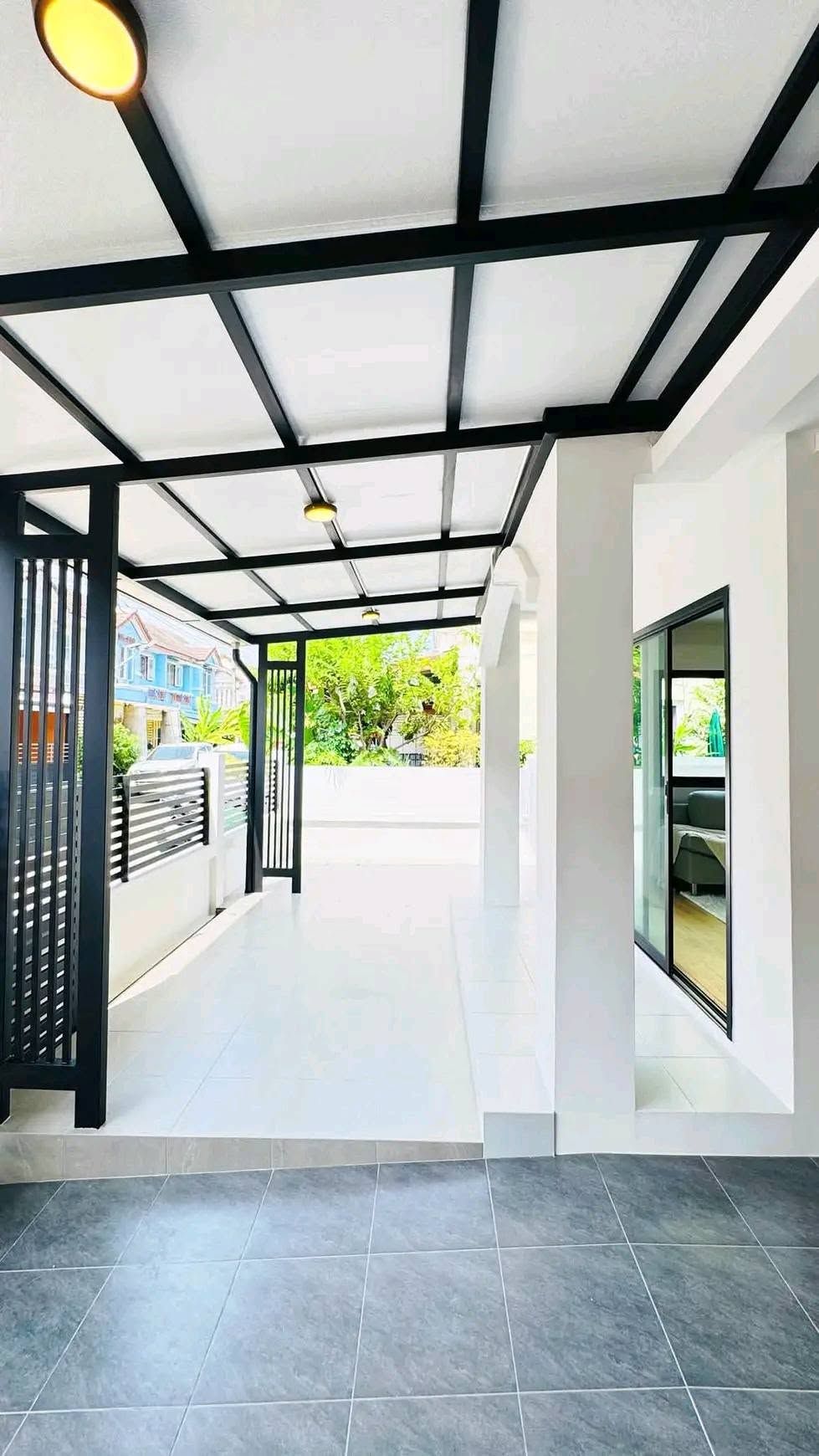 🏡 ทาวน์เฮ้าส์ หลังริม รีโนเวทใหม่ "อักษรา" บางบัวทอง ใกล้ MRT แยกบางพลู | ราคา 2.89 ล้านบาท