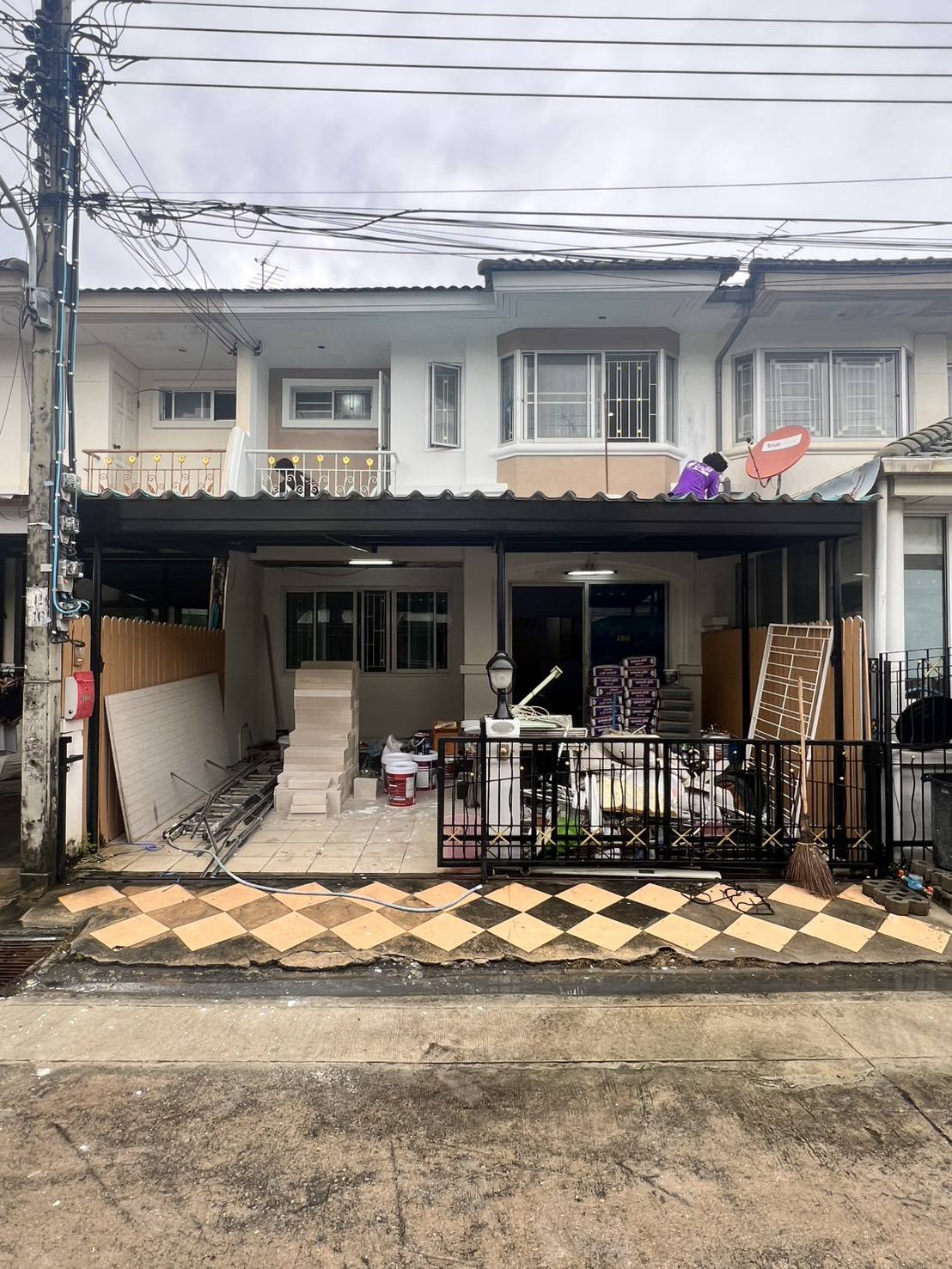 🏡 ทาวน์เฮ้าส์ รีโนเวทใหม่ พร้อมอยู่ "ศุภาลัยวิลล์ รัตนาธิเบศร์" ทำเลติดรถไฟฟ้า | ราคา 3.19 ล้านบาท