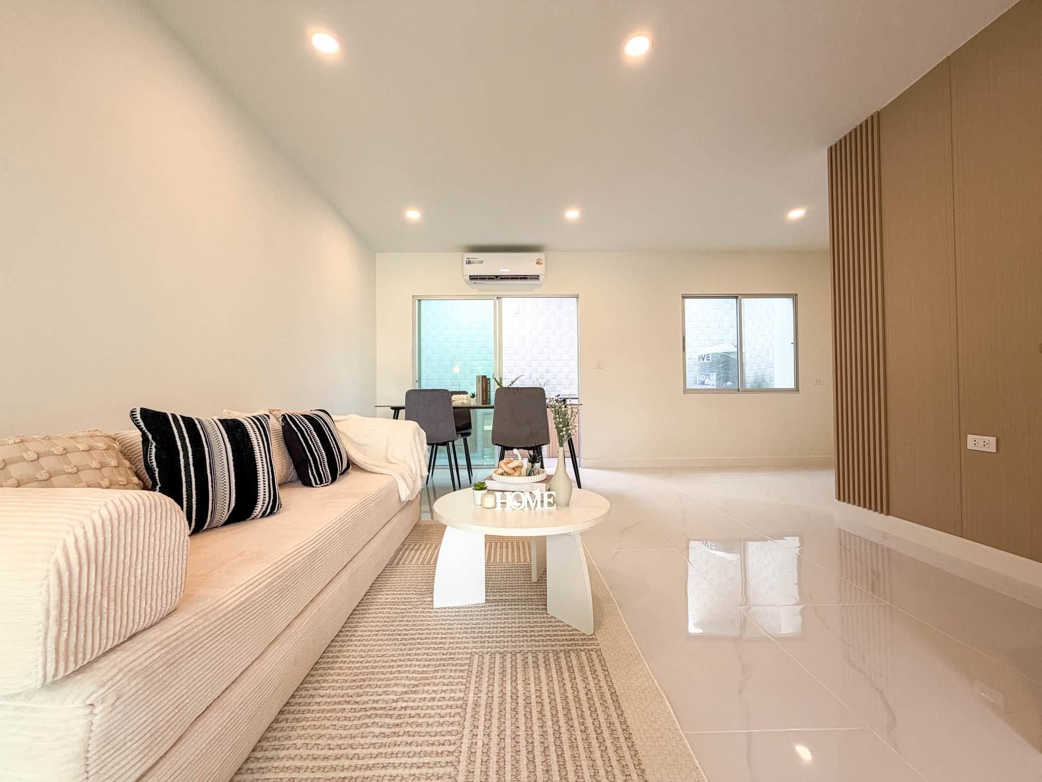 🏡 ทาวน์โฮม รีโนเวทใหม่ หน้าสวนส่วนกลาง"บ้านลุมพินี ทาวน์วิลล์ ราชพฤกษ์-ปิ่นเกล้า" | ราคา 3.29 ล้านบาท 3