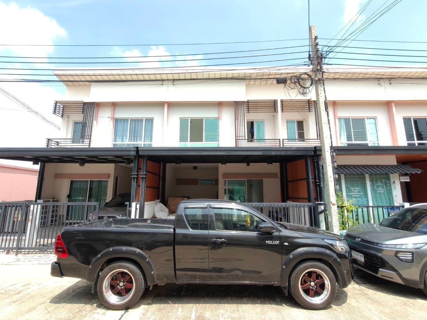 🏡 ทาวน์โฮม รีโนเวทใหม่ "พลีโน่ ชัยพฤกษ์" ทำเลดีซอยกรมที่ดิน | ราคา 2.39 ล้านบาท