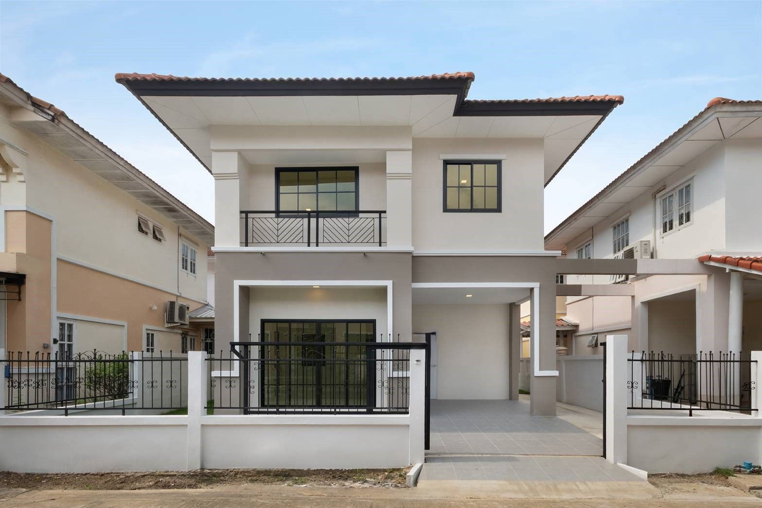 🏡 บ้านแฝด รีโนเวทใหม่ "บุรีรมย์ วงแหวน-ปิ่นเกล้า" ซอยวัดพระเงิน | ราคา 3.19 ล้านบาท