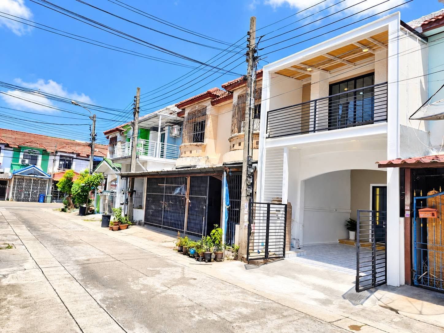 🏠ทาวน์เฮ้าส์ รีโนเวทใหม่ "ปิยวรารมย์ เฟส 2" ใกล้เซ็นทรัลเวสต์เกต | ราคา 1.89 ล้านบาท