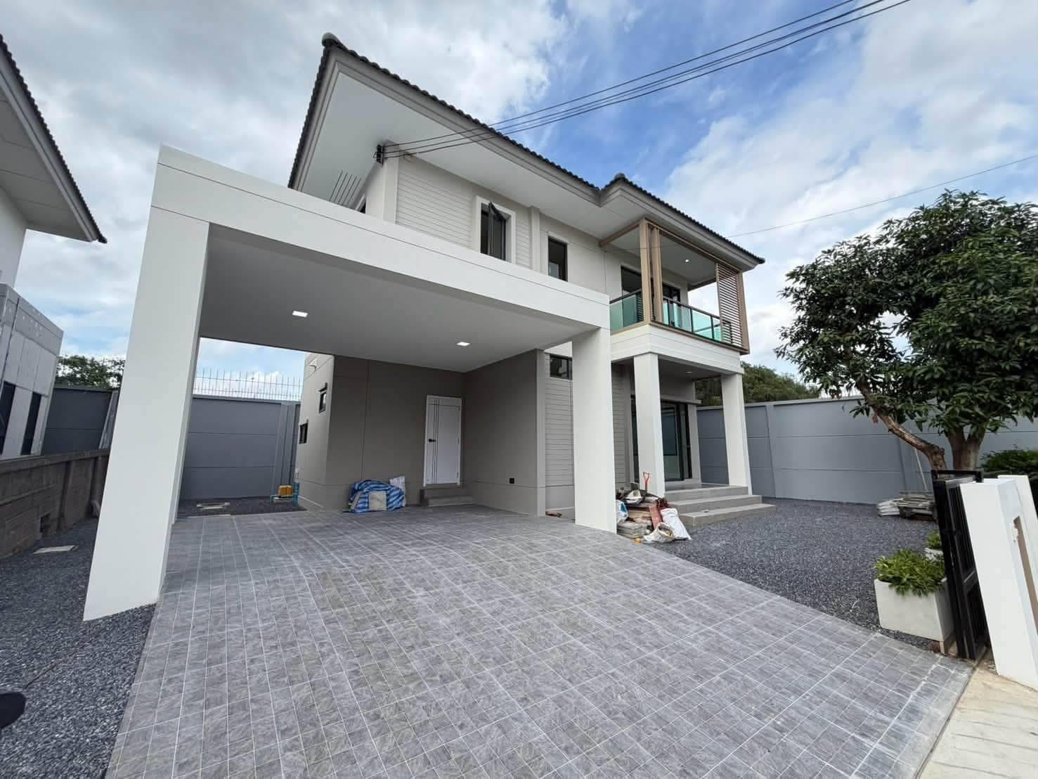 🏠 บ้านเดี่ยว รีโนเวทใหม่ หลังมุม "สราญสิริ ติวานนท์-แจ้งวัฒนะ 1" หน้าบ้านทิศใต้ | ราคา 5.29 ล้านบาท 3