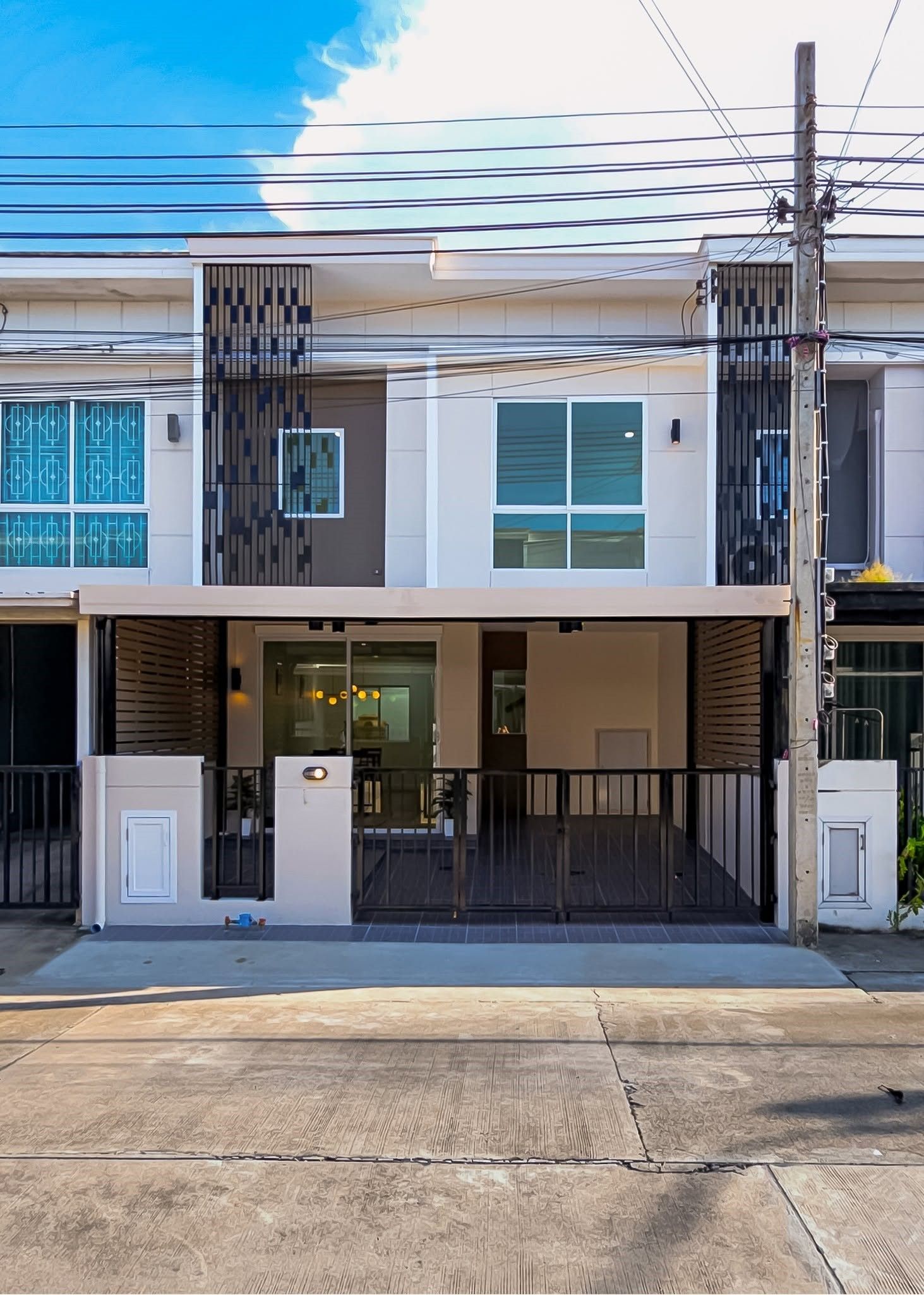 🏡 ทาวน์เฮ้าส์ รีโนเวทใหม่ "บ้านพฤกษา ไพร์ม สถานีรถไฟฟ้าบางพลู-ราชพฤกษ์" | ราคา 2.49 ล้านบาท