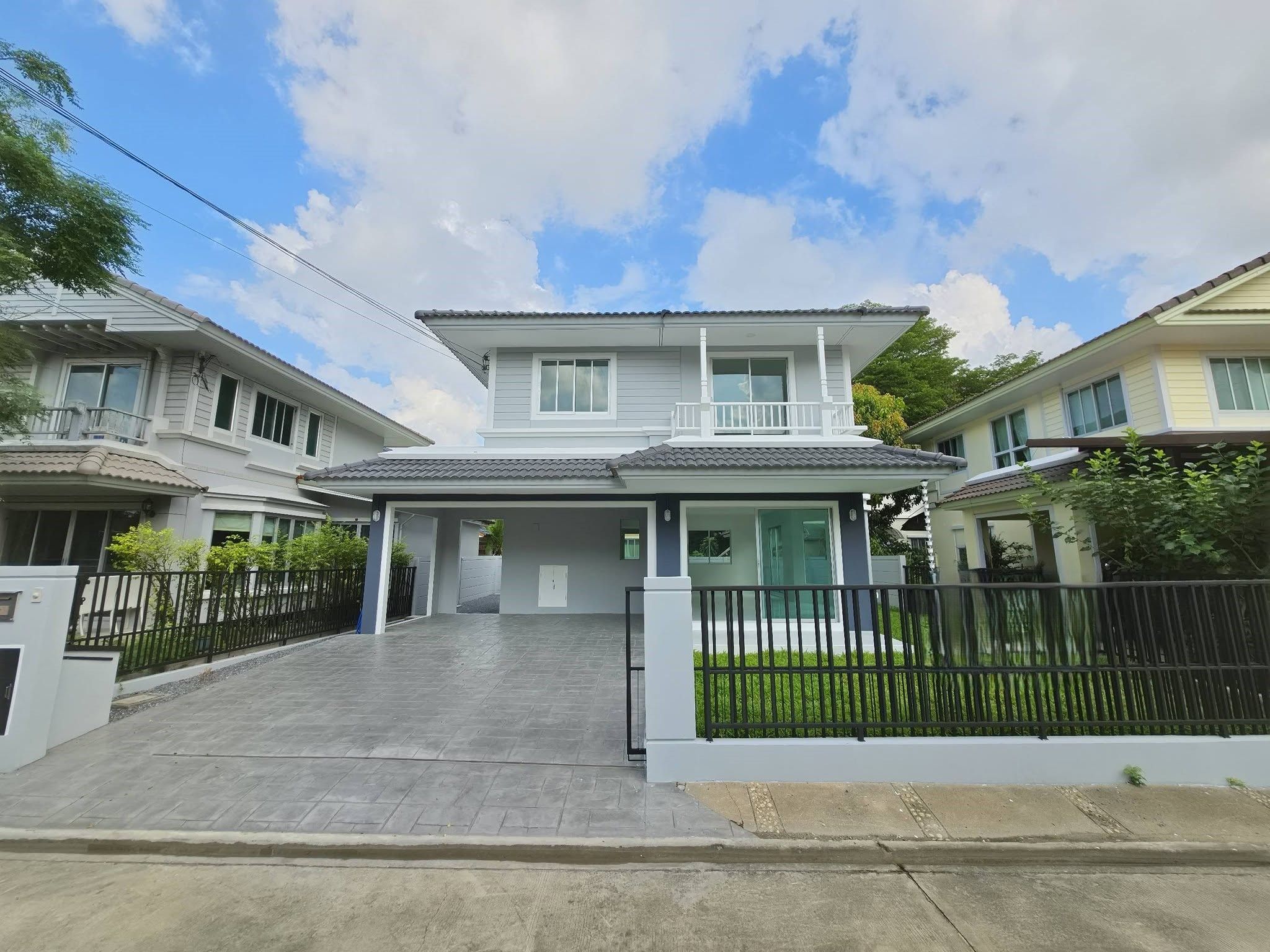 🏡 บ้านเดี่ยวรีโนเวทใหม่ "พฤกษ์ลดา วงแหวน-รัตนาธิเบศร์" หน้าบ้านไม่ชนใคร | ราคา  3.99 ล้านบาท