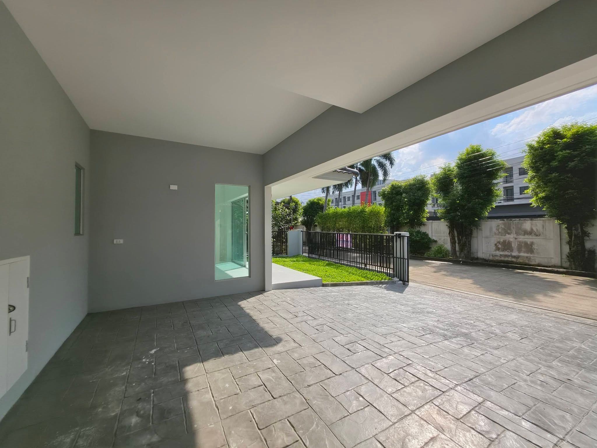 🏡 บ้านเดี่ยวรีโนเวทใหม่ "พฤกษ์ลดา วงแหวน-รัตนาธิเบศร์" หน้าบ้านไม่ชนใคร | ราคา  3.99 ล้านบาท 3