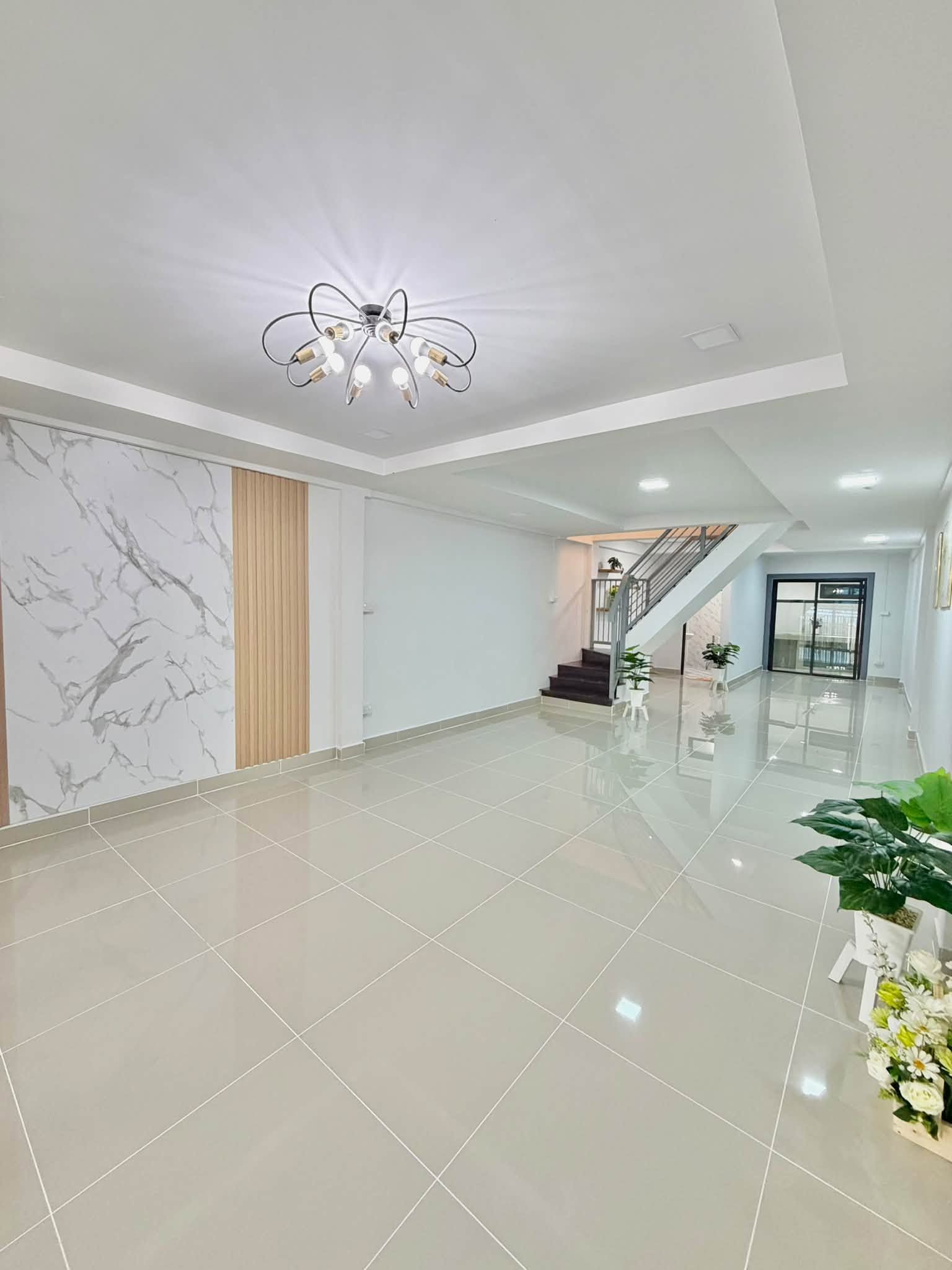 🏡 ทาวน์เฮ้าส์ รีโนเวทใหม่ "ซอยนนทบุรี 35/1" สนามบินน้ำ ใกล้รถไฟฟ้าสายสีชมพู | ราคา 2.59 ล้านบาท 4