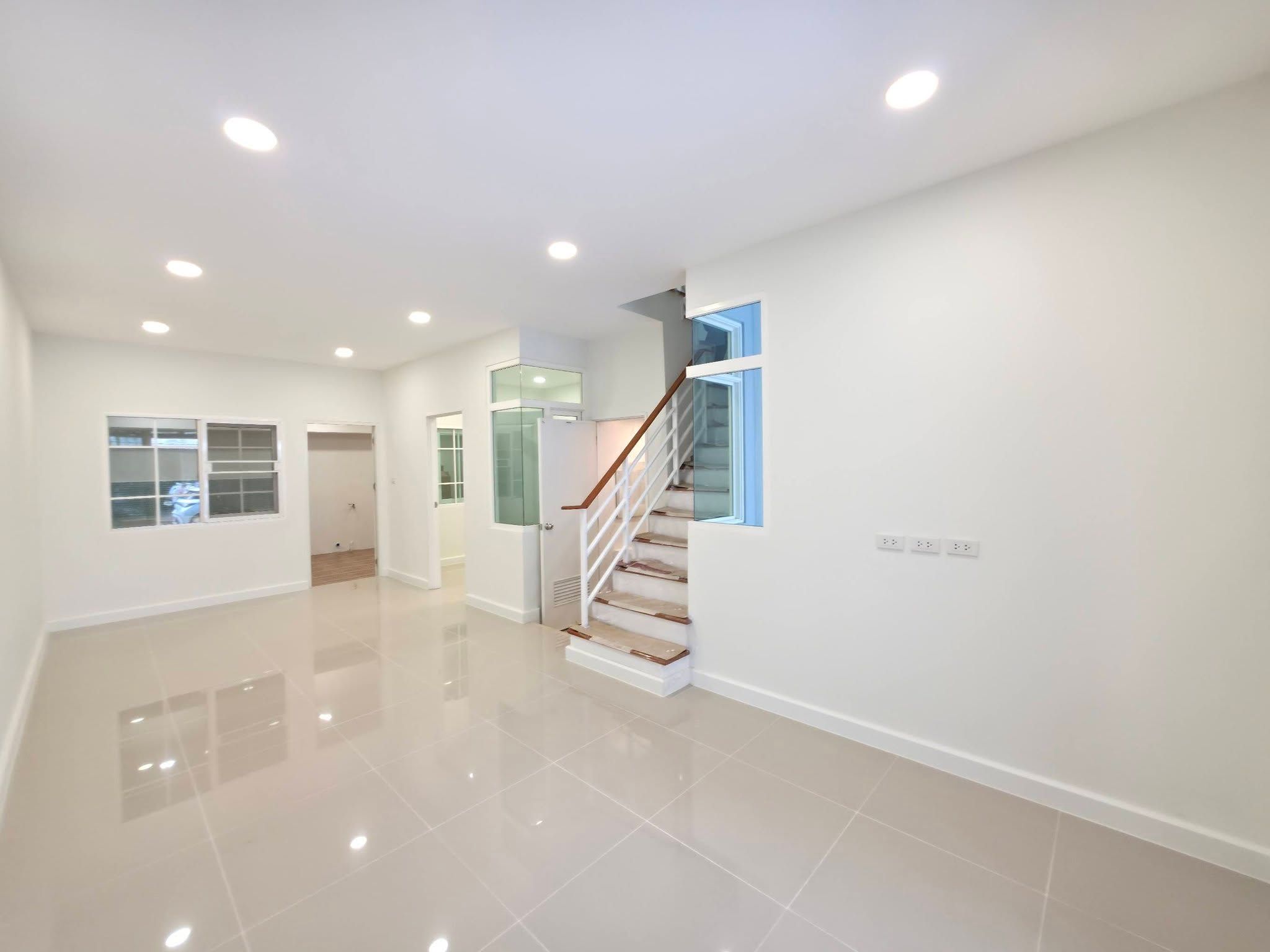 🏡ทาวน์โฮม 4 นอน รีโนเวทใหม่ "โกลเด้น ซิตี้ ปิ่นเกล้า-จรัญสนิทวงศ์" ทำเลพระราม 7 | ราคา 3.29 ล้านบาท 4