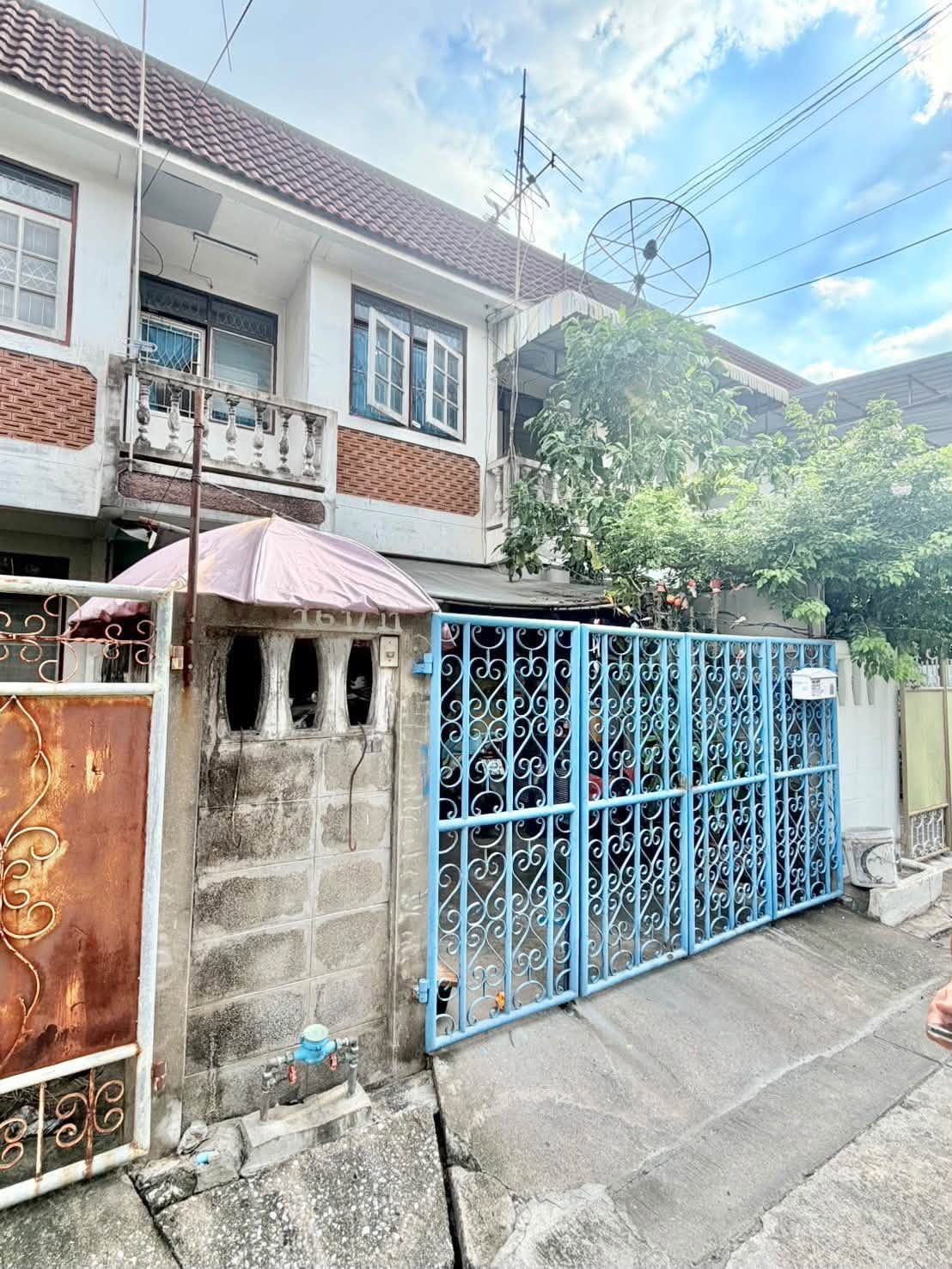 🏡 ทาวน์เฮ้าส์ รีโนเวทใหม่ ทำเลดีใกล้ กฟผ. พระราม 7 และทางด่วน "สมชายพัฒนา" | ราคา2.59 ล้านบาท 4