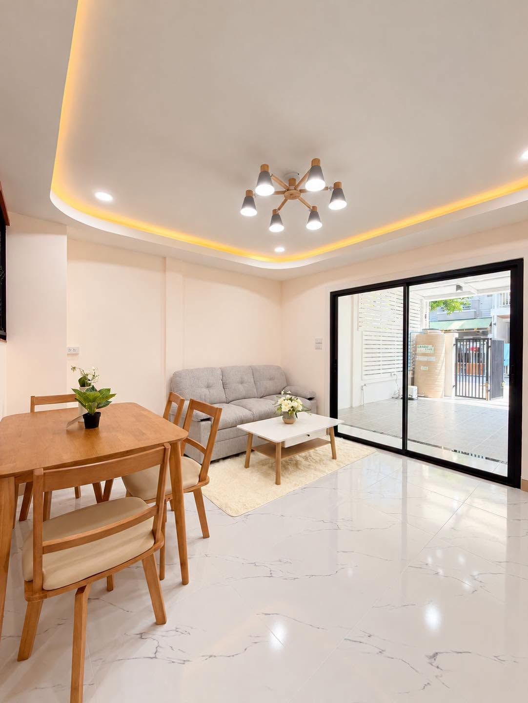 🏡 ทาวน์เฮ้าส์ รีโนเวทสวย "ดิเอมเมอรัลพาร์ค 2" บางบัวทอง พร้อมเฟอร์ฯ | ราคา 1.89 ล้านบาท 3
